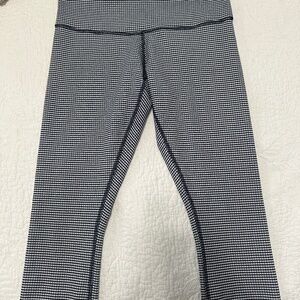 Lululemon Wunder Under Crop Black x White Checks
